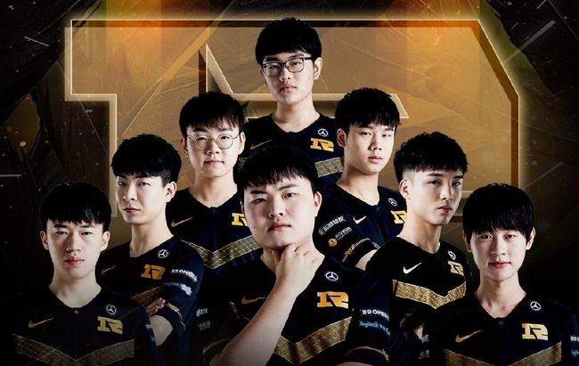 鲜明对比的 鲜明对比的