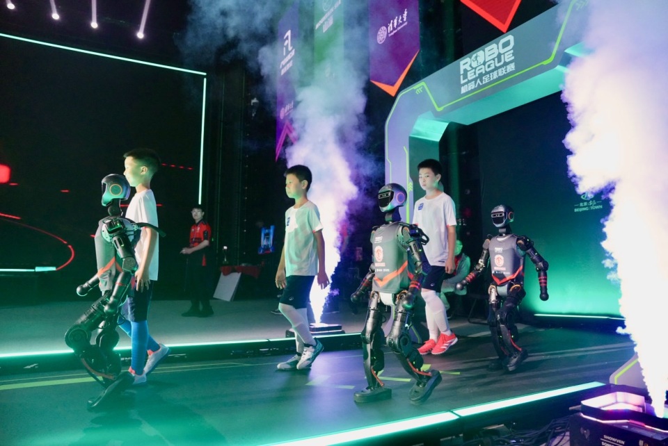 定了坚实基 定了坚实基