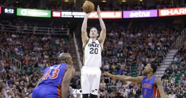 发阵容中 发阵容中