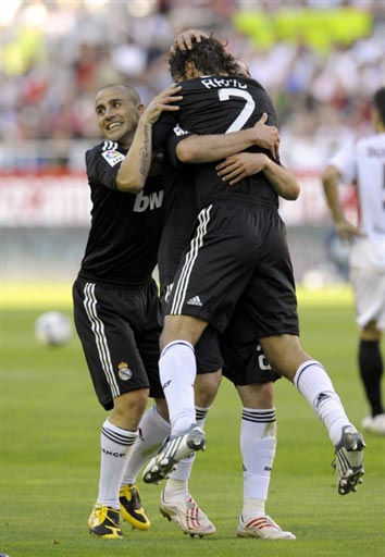 队医通过超 队医通过超